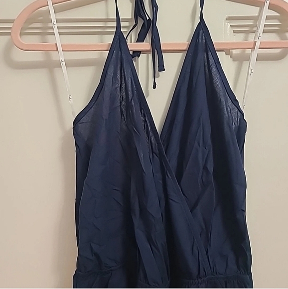 NEW LuLus Woman's Navy Blue Halter Jumper Pant Suit Size L NWT - Picture 2 of 8